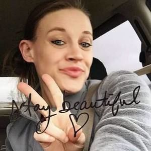 Meet your Posher, Jade